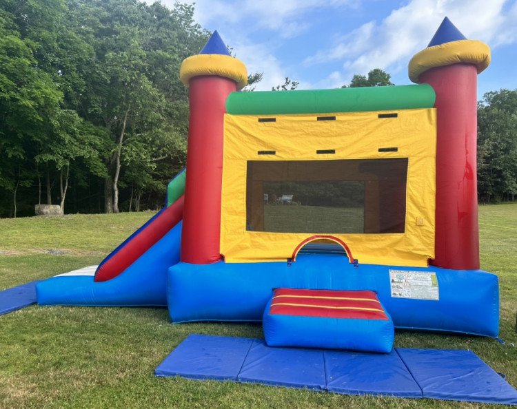 Castle Bounce Slide Combo - Rent The Fun Mountain Top PA